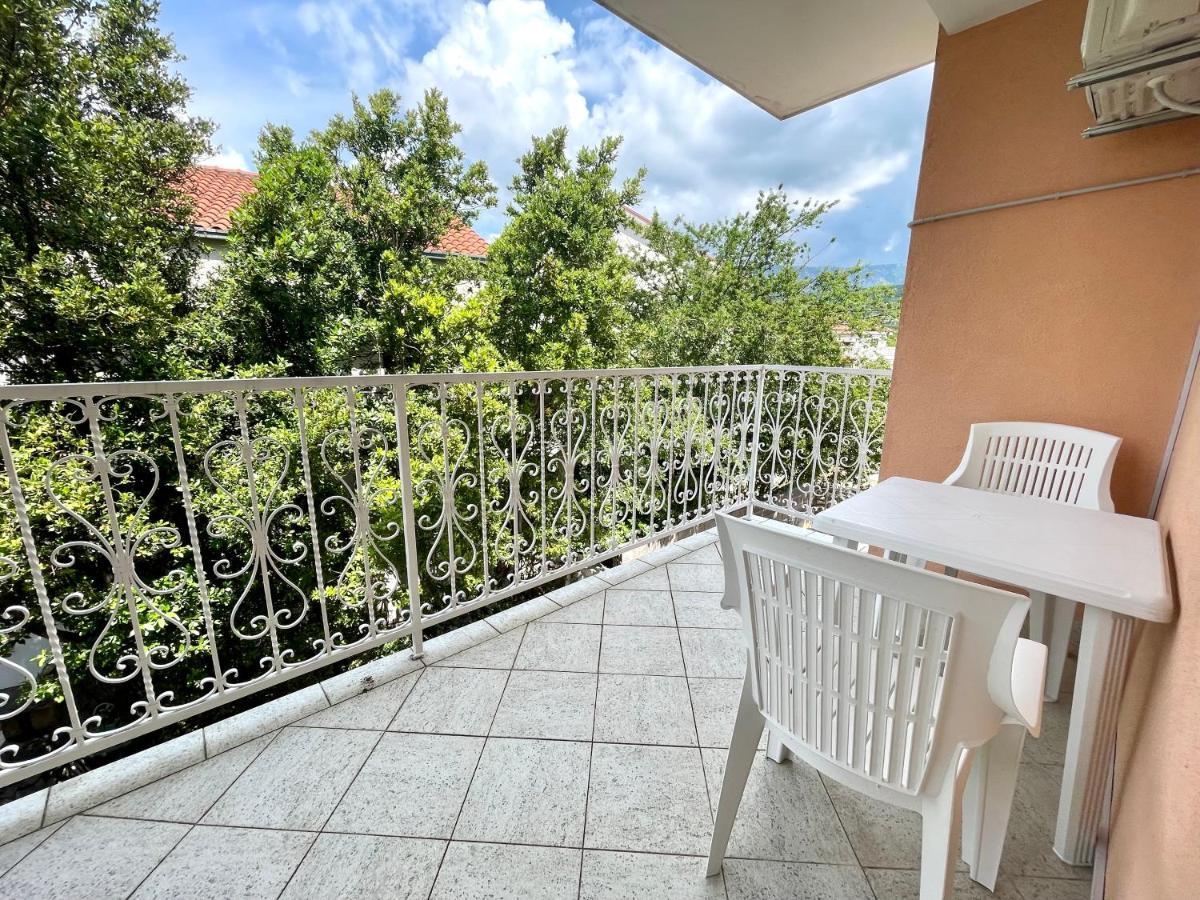 Julie Apartma Jadranovo